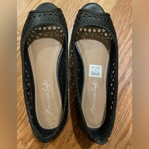 American Eagle Outfitters Black Flats Classic Design